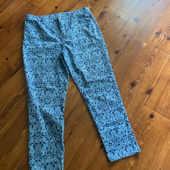 CHICO’S THE SO SLIMMING - Picture 2 of 8